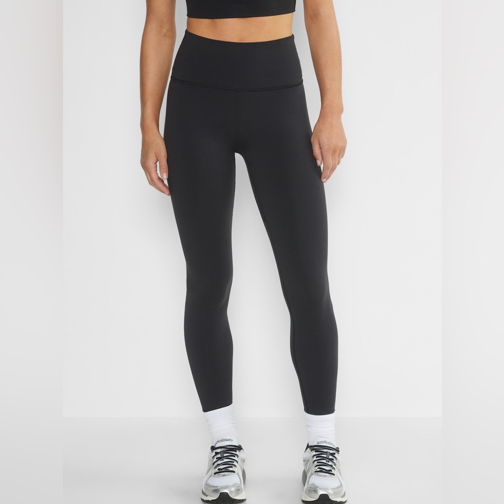 TNA action leggings